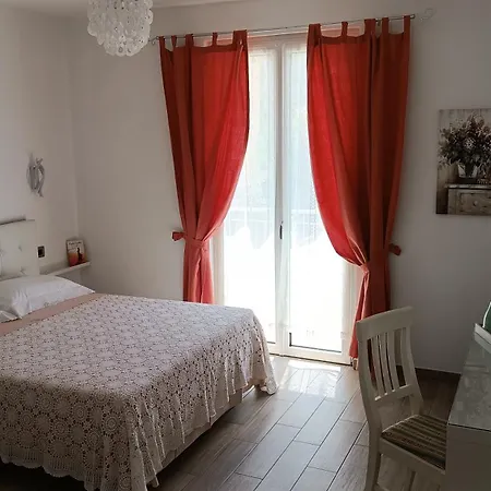 Le Gemme Con Parcheggio E Giardino Casarza Ligure