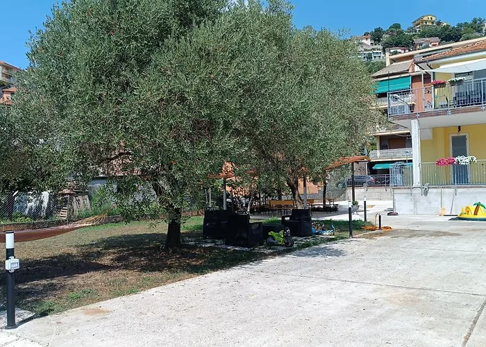 Le Gemme Con Parcheggio E Giardino 3* Casarza Ligure