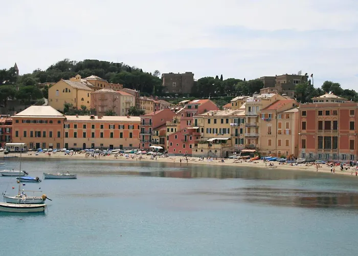 Le Gemme Con Parcheggio E Giardino Bed & Breakfast