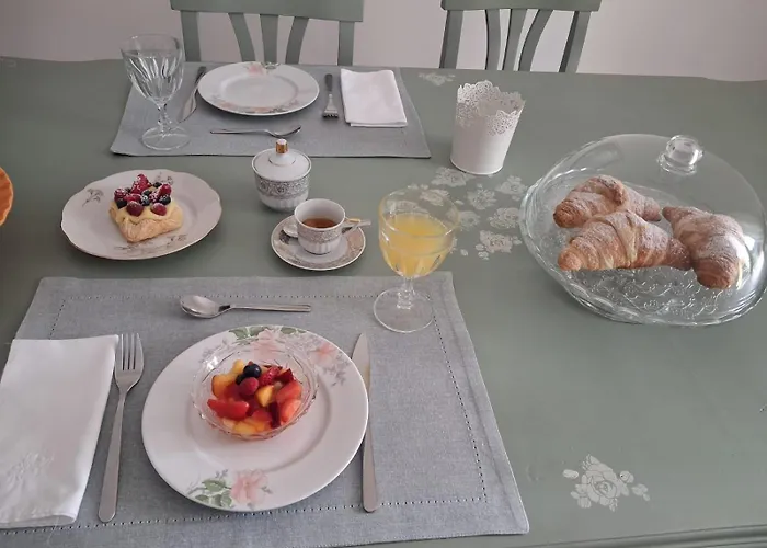 Le Gemme Con Parcheggio E Giardino 住宿加早餐酒店