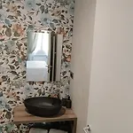 Le Gemme Con Parcheggio E Giardino