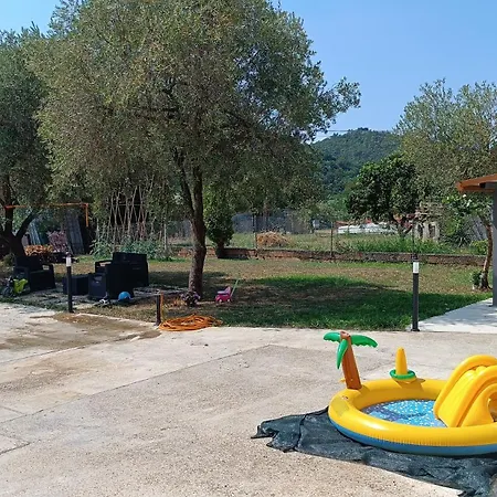 Bed & Breakfast Le Gemme Con Parcheggio E Giardino Casarza Ligure