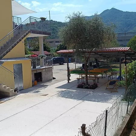 Le Gemme Con Parcheggio E Giardino 3* Casarza Ligure