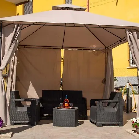 Bed & Breakfast Le Gemme Con Parcheggio E Giardino Casarza Ligure