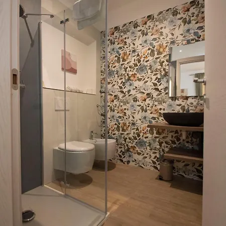 Bed & Breakfast Le Gemme Con Parcheggio E Giardino 3*