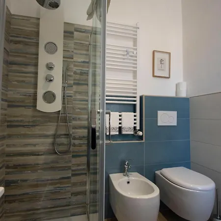 Le Gemme Con Parcheggio E Giardino Bed & Breakfast