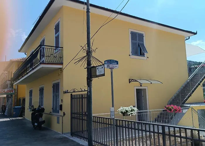 Le Gemme Con Parcheggio E Giardino Casarza Ligure