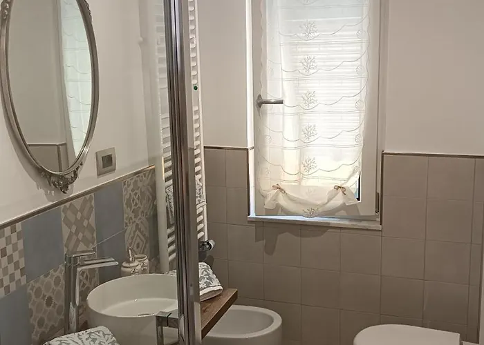 Le Gemme Con Parcheggio E Giardino Nocleg ze śniadaniem 3*