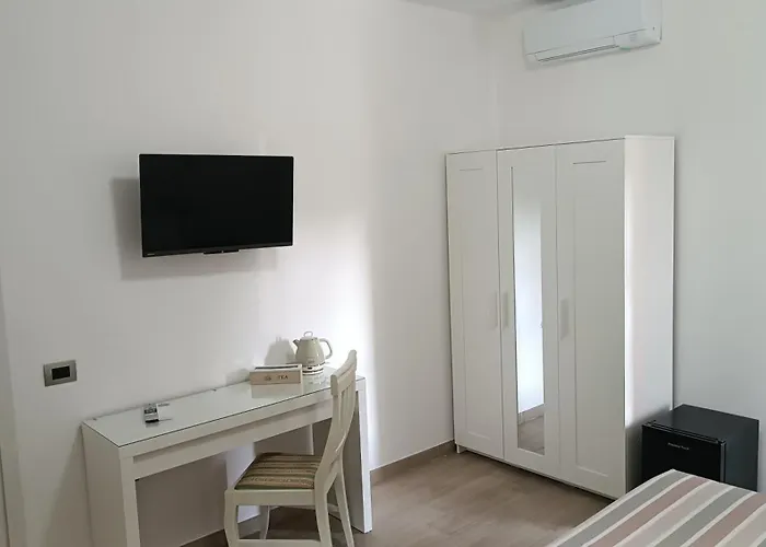 Le Gemme Con Parcheggio E Giardino